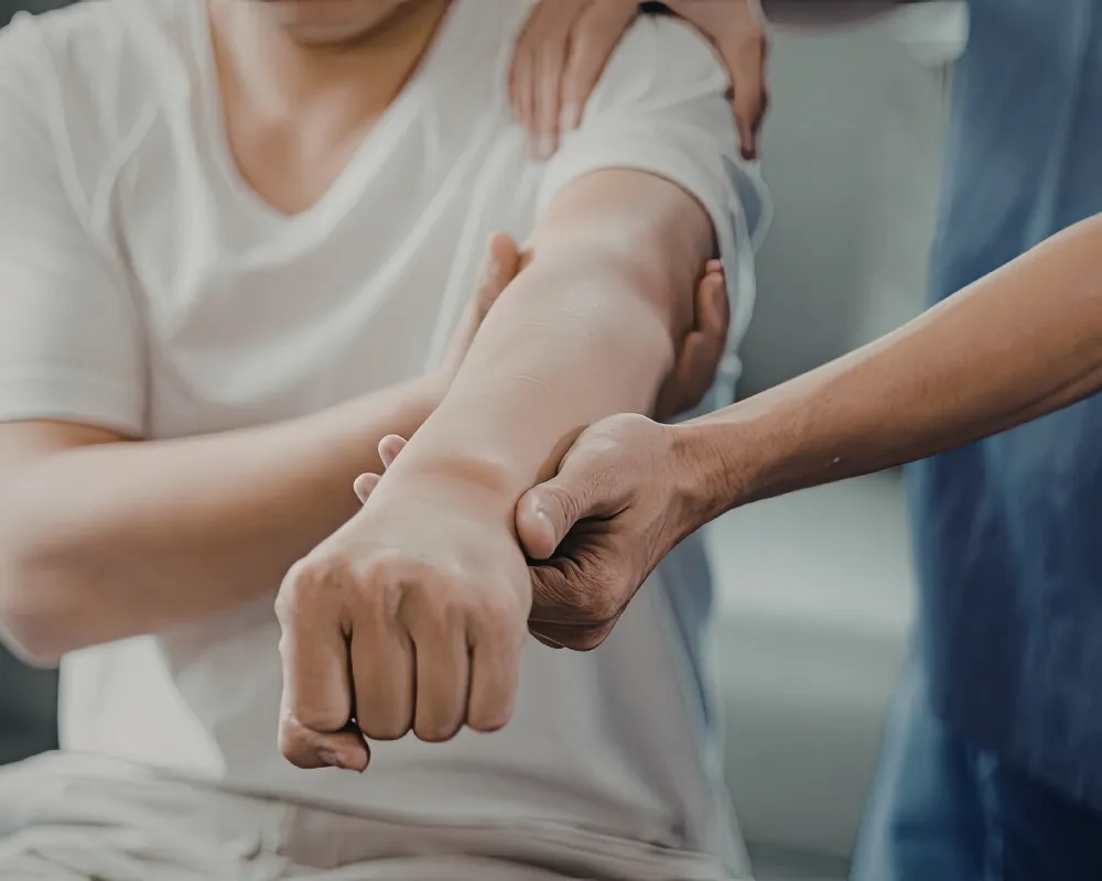 Manipolazione articolare HVLA presso PhysioLab Ispica