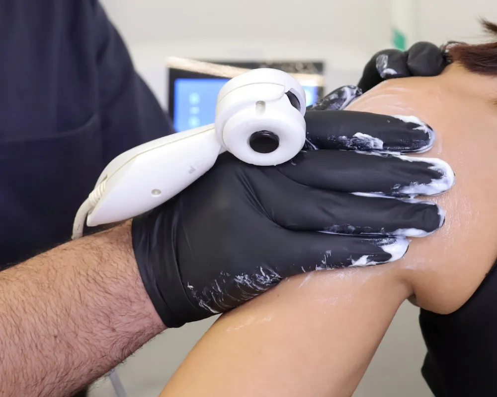 Tecarterapia a Ispica per lesioni muscolari e tendiniti